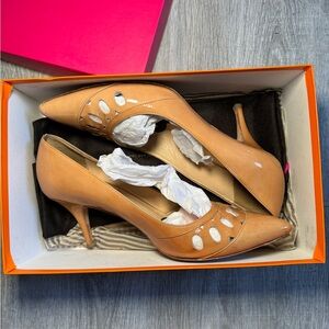 Kate Spade Thelma New Camel/Patent Size 9 wide